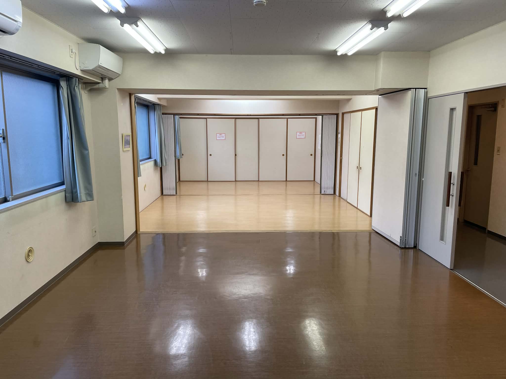 会議室連結時の様子